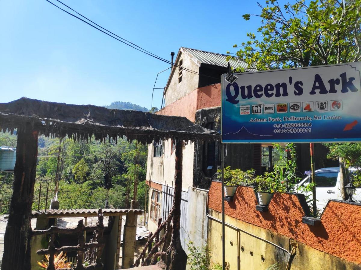 Queens Ark Nallathanniya Bagian luar foto